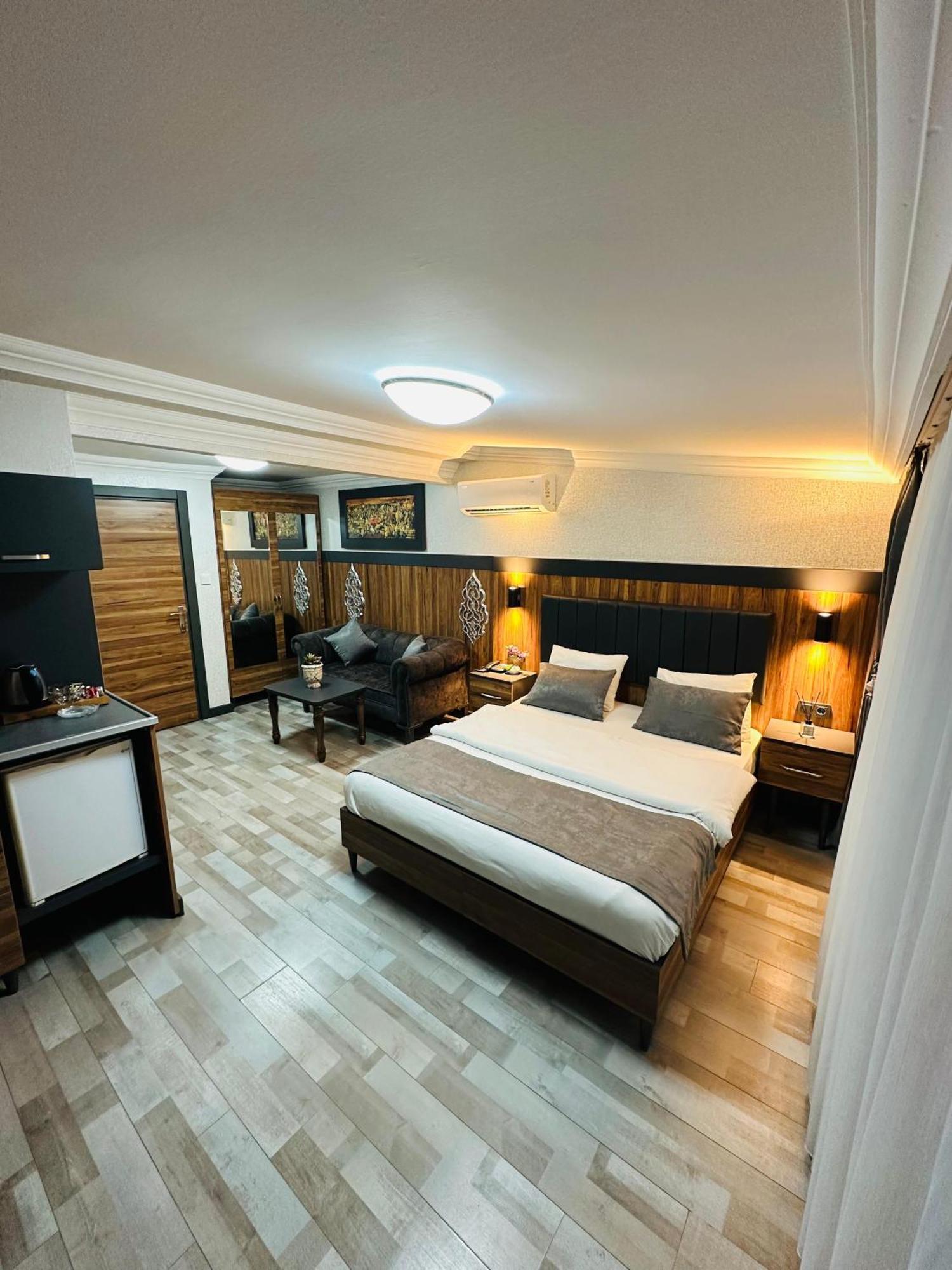 Taksim La Serena Hotels Istanbul Exterior photo